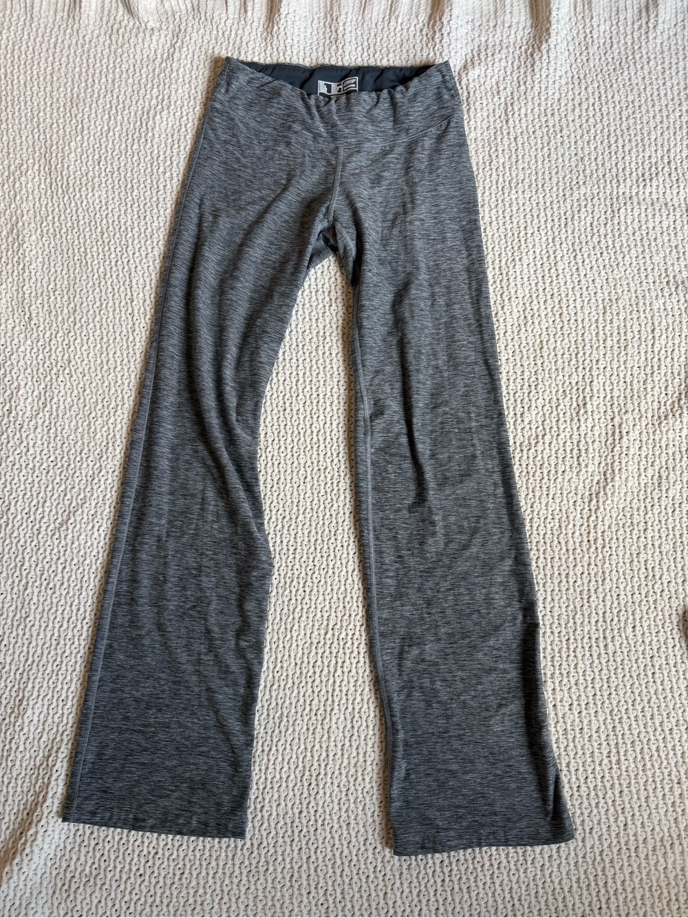 New Balance Dry Women’s Gray Flare Wide Leg Workout Active Pants Leggings